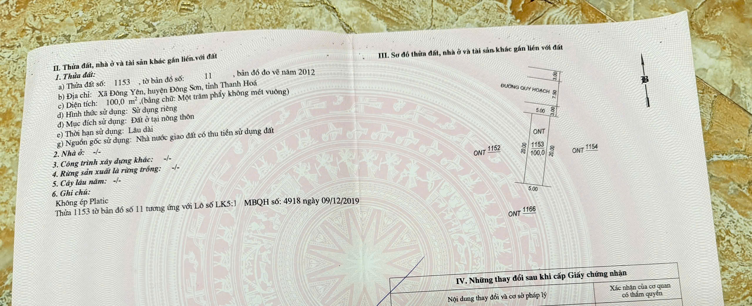 Cần bán lô đất LK5 MB4918, Đông Yên, Đông Sơn – View khu công nghiệp, đường lớn rộng rãi (c958d1)  📍 Vị trí: MB4918, xã Đông yên, huyện Đông Sơn, tỉnh Thanh Hóa  ✅ Kích thước: 5x20=100m² ✅ Hướng: đông bắc ✅ Đường trước đất: 7.5m + vỉa hè 3m view quỹ đất đầy tiềm năng  ✍ Pháp lý: Sổ đỏ – sang tên ngay  💰 Giá bán: liên hệ 0846186555 Gần cụm công nghiệp, đường quy hoạch rộng, kết nối nhanh QL47 Khu dân cư hiện hữu, tiềm năng tăng giá  mạnh Mặt tiền rộng rãi, lô đất vuông vắn, dễ xây dựng  ☎ Liên hệ: 0846186555 #MB4918 #dongyen#ĐôngSơn #ThanhHóa #kland36 #c958d1